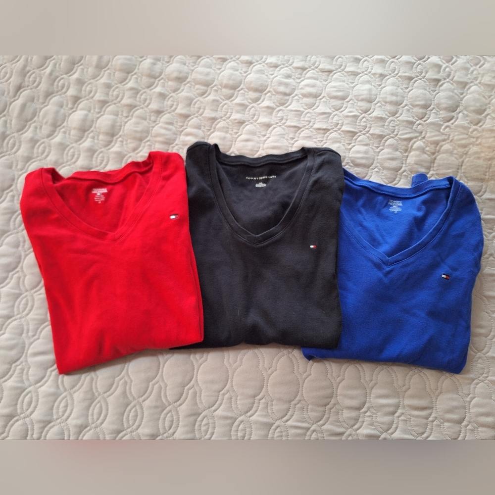 Tommy Hilfiger V-Neck Shirt Trio - Red, Black, Purple